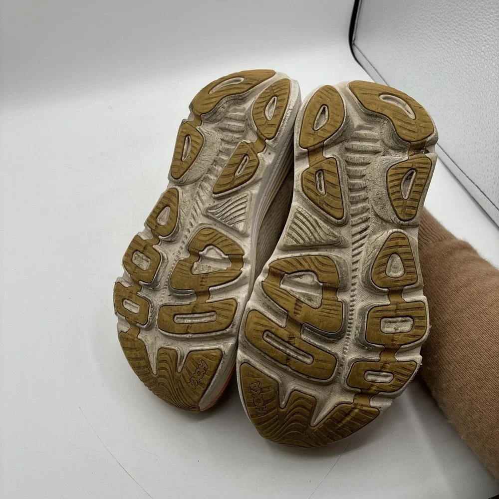 Hoka‎ Gaviota 5 Sneakers Women's Size 7.5 B 1134235 VLG Beige Running Shoes